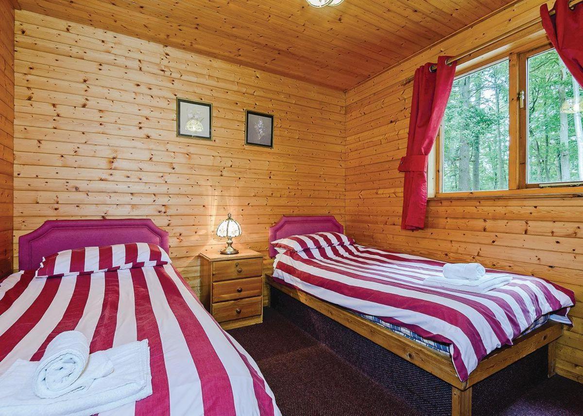 Penllwyn Lodges Montgomery Exterior photo