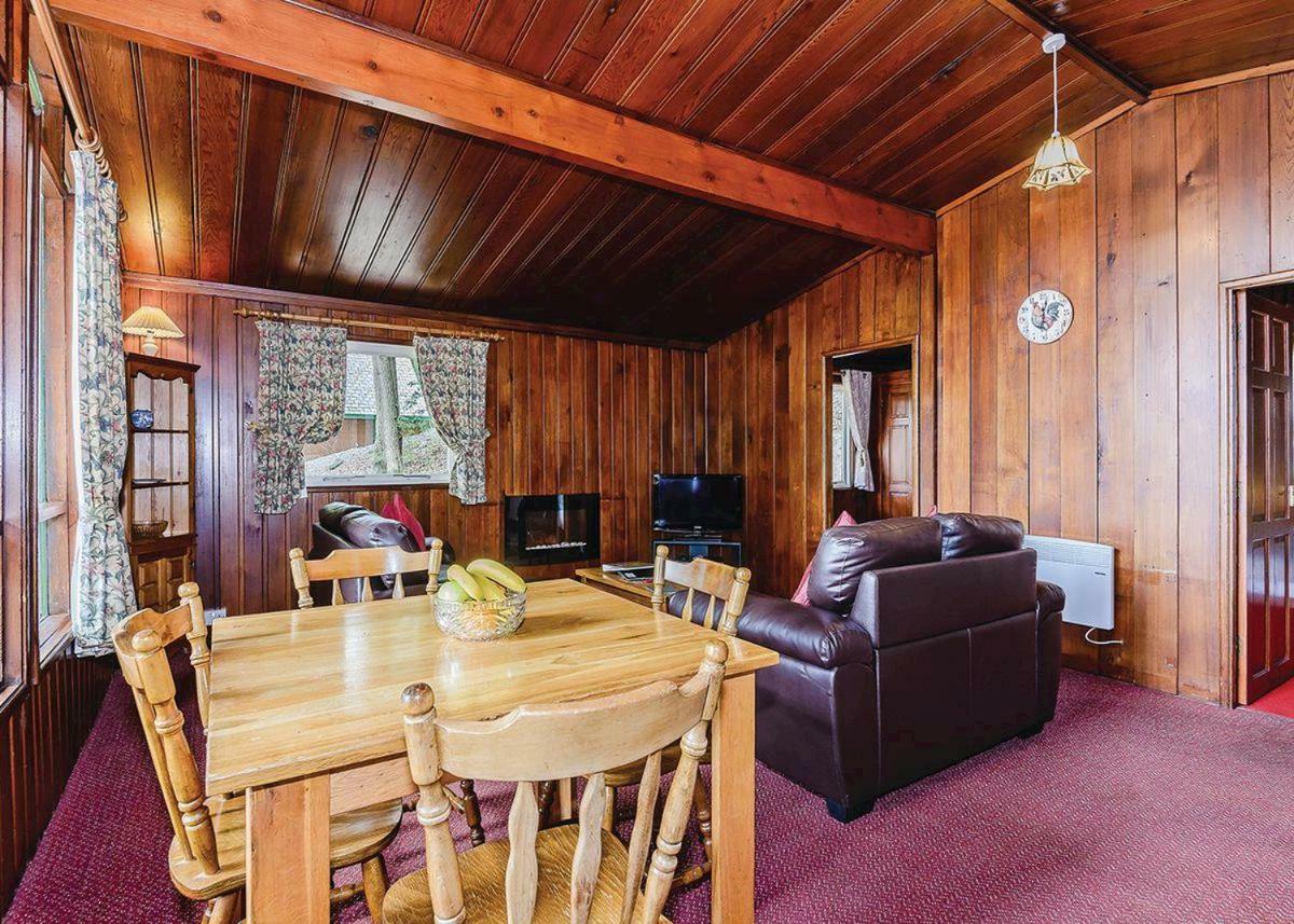 Penllwyn Lodges Montgomery Exterior photo